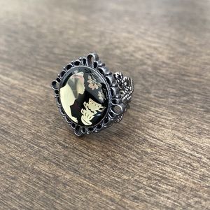 Alice in Wonderland Ring